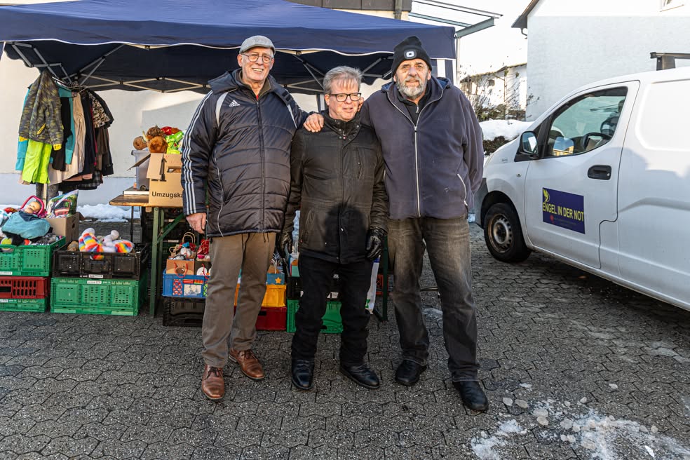 Weihnachtsmann bei den „Engel in der Not“ in Ergolding